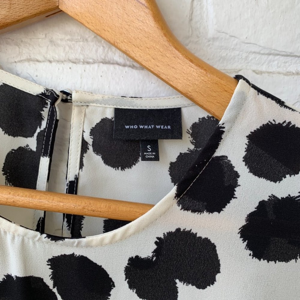 Who What Wear Black/White Dot Tie Waist Blouse - Picture 3 of 4